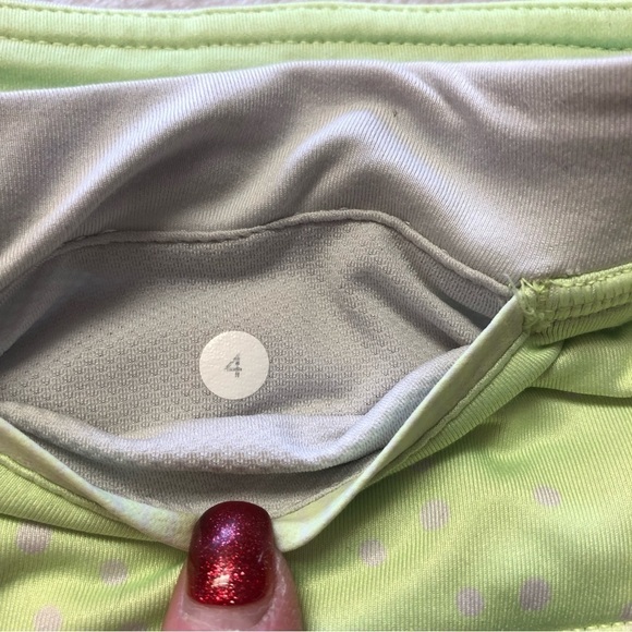 lululemon Neon Yellow & Black Crop Athletic Leggings Size 4 - Picture 5 of 12